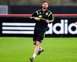 Alonso Bantah Kabar Pensiun dari Timnas