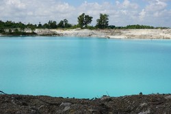Danau Kaolin di Belitung, Indah Tapi...