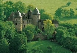 8 Hotel Kastil Paling Cantik di Eropa (2)