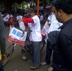 Kisah Petani Handoko, Kayuh Sepeda dari Jepara ke Jakarta Demi Prabowo