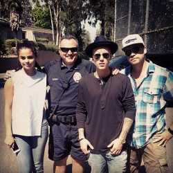 Makin Mesra, Selena Gomez dan Justin Bieber Kunjungi Kebun Binatang Bersama