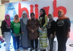 Ini Saran Wali Kota Surabaya Tri Rismaharini Kepada Para Hijabers Muda