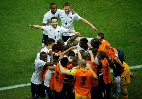 Prancis Mengejar Sejarah di Maracana