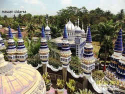 Masjid Ajaib di Malang, Perpaduan Gaya Arsitektur dari 3 Negara yang Mewah