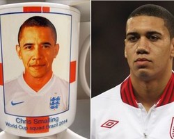 Salah Pasang Foto di Suvenir Piala Dunia: Nama Chris Smalling, Wajah Barack Obama