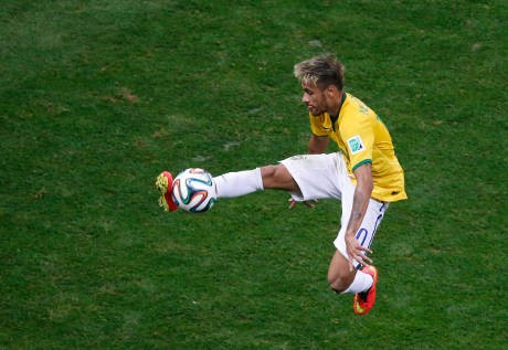 Neymar Memang Beda bersama Brasil