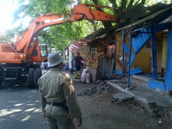 Jelang Ramadan, Kios-kios Pijat di Semarang Dibongkar