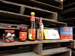 Razia Makanan di Kali Angke, BPOM Temukan Banyak Pelanggaran