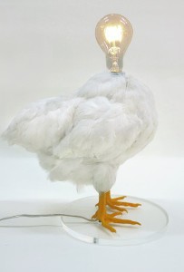 Uniknya Lampu Ayam di Ajang Pameran Seni