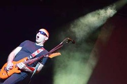 Live Review: Joe Satriani
