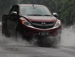 Stok Mazda BT-50 Kosong, Konsumen Harus Inden