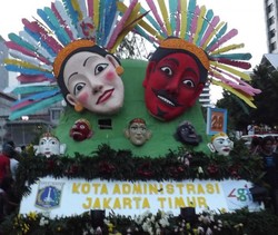 Parade Topeng di Jakarnaval 2014