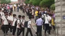 Isak Tangis di Hari Pertama Sekolah 70 Korban Ferry Tenggelam