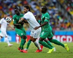 Yunani Mematikan Didier Drogba dan Kembali pada Gaya Bermain Alami