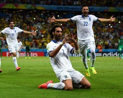 Dramatis, Penalti di Masa Injury Time Loloskan Yunani ke 16 Besar