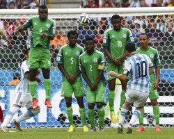 Messi Dua Gol, Argentina Kalahkan Nigeria 3-2