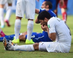 Berkat Suarez, Orang Ini Jadi Bisa ke Manchester untuk Nonton MU