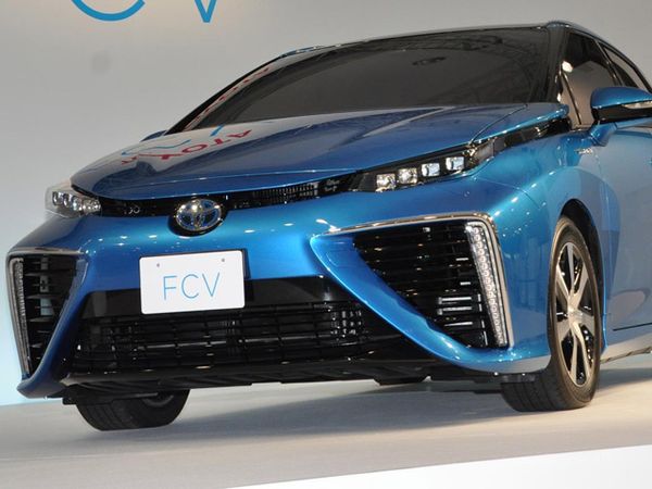 Toyota Luncurkan Mobil Hidrogen