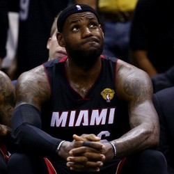 Bakal Berstatus Free Agent, LeBron James Bisa Tinggalkan Heat