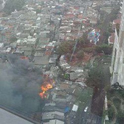 Kebakaran Bedeng di Dekat Gandaria City, Lalin Jl Iskandar Muda Macet