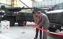 4 Unit Meriam Caesar 155 Sapa Bumi Indonesia Sebelum 5 Oktober