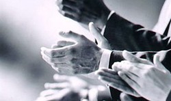 Dua Keburukan Jika Salah Hadapi Pujian