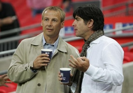 Klinsi, Jogi, dan Memori Dongeng Musim Panas