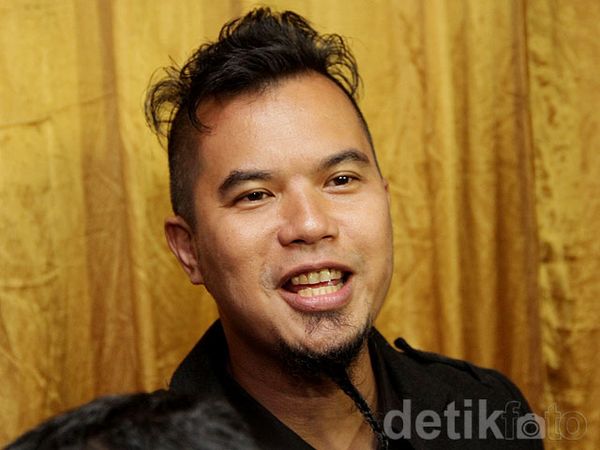Ahmad Dhani Bicara Soal Kostum Mirip Tentara Nazi