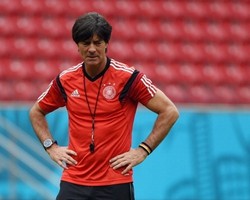 Loew Tepis Tudingan Jerman-AS Bakal Cari Aman, Apalagi Main Mata