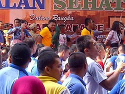 Rayakan Ultah Polri, Kapolda dan Wakapolda Metro Joget Oplosan Bareng Anak Buah