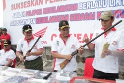 Polisi-TNI Gagalkan Order Senpi Puron Wenda dan Sita Ribuan Amunisi
