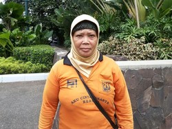 Gaji Naik, PHL Kebersihan Keluhkan Waktu Penerimaan yang Tak Tentu