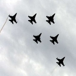 F-16 Milik RI Kalah dari Singapura, Pemerintah Harus Bikin Jet Tempur Sendiri