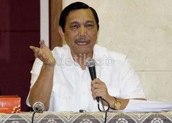 Luhut Panjaitan: Petinggi Golkar Jangan Asal Memecat!