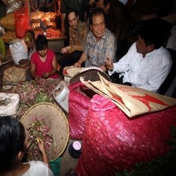 Ini Temuan CT Saat Kunjungi Pasar Induk Kramat Jati