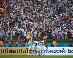 Kontestan Babak 16 Besar Piala Dunia 2014