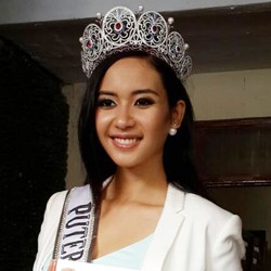 Rayakan Ultah, Puteri Indonesia 2014 Kunjungi Panti Asuhan Tebet