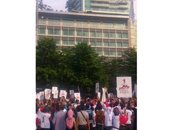 Puasa Pertama, Pendukung Prabowo-Hatta Lakukan Pawai Ramadan di Bundaran HI