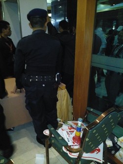 Ini Atribut Dukungan yang Disita Polisi di Lokasi Debat Capres