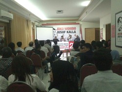 Ratusan Alumni ITB dan Pakar IT Ramaikan Nobar di Media Center Jokowi-JK