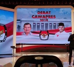 Jokowi-JK di Kiri, Prabowo-Hatta di Sudut Kanan Ruang Debat