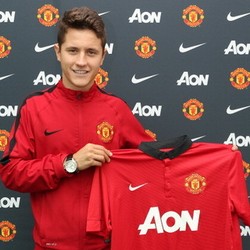 Akan Dilatih Van Gaal, Herrera Merasa Beruntung