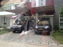 Ini Sosok Pengusaha yang 4 Mobilnya Nekat Dipasang Pelat TNI dan Polri