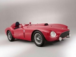 Mobil Tua Ini Laku Terlelang Rp 218 Miliar