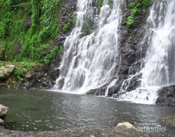 Tiga Air Terjun Menawan di Banyuwangi
