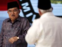 Debat Cawapres Hatta vs JK Dinilai Seri