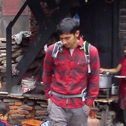 Belanja di Pasar Tradisional Nepal, Abimana Tak Mau Diberi Diskon