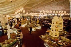 Berbuka di Arab, Kurma dan Tari Perut di Tenda Mewah Dubai dan Abu Dhabi