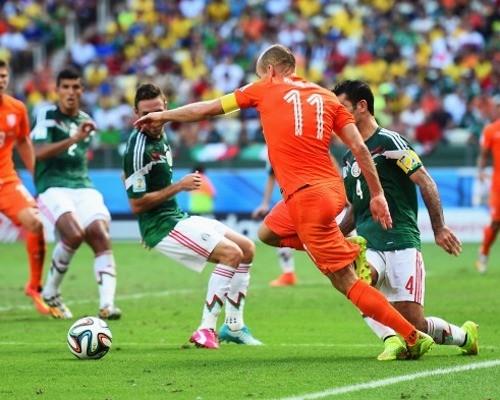 Akui Lakukan Diving, Robben Minta Maaf