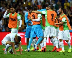 Aljazair Bikin Dunia Arab Bangga